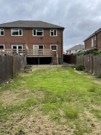 3 bed House to rent Image 12