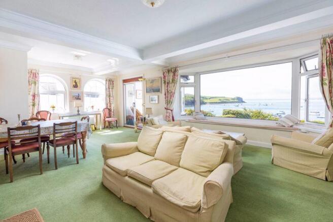 Lounge Dining Room