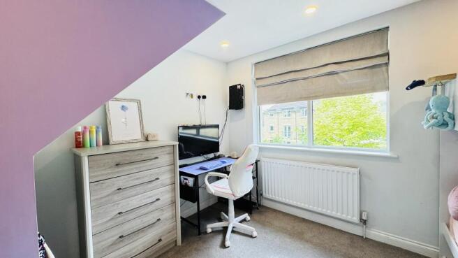 4 bed Terraced for sale Image 11