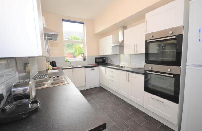9 bed Terraced for sale Image 5