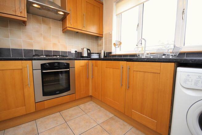 Kitchen (2)