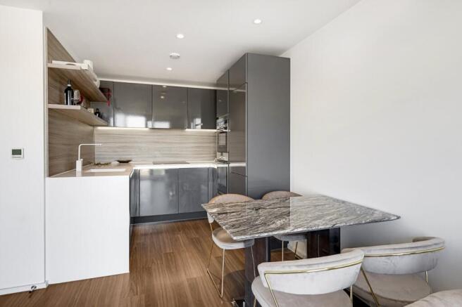 Kitchen/Dining