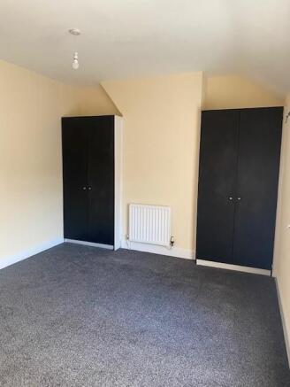 Bedroom 1a.jpg