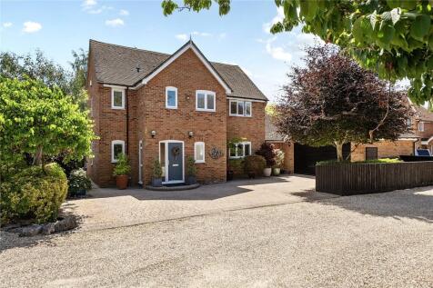 Heathfields, Chieveley, Newbury