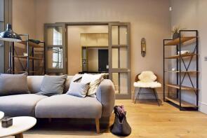 Flat 10, 75, Warwick Square, London SW1V 2AR