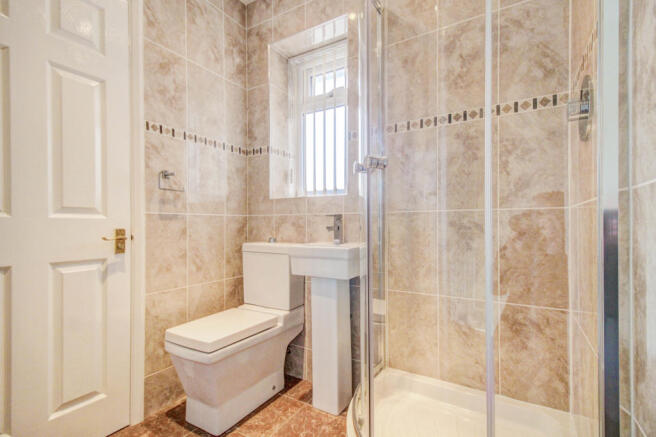 Jack & Jill En-Suite