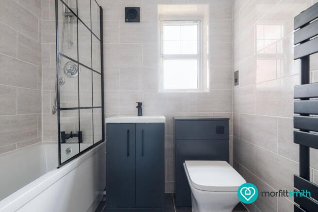 2 bed Flat to rent Image 10