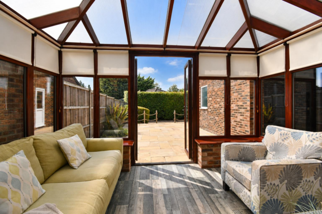 3 bed Semi-Detached for sale Image 10
