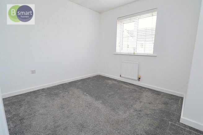 3 bed Semi-Detached for sale Image 12