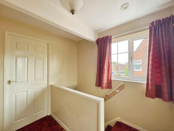 3 bed Semi-Detached for sale Image 7