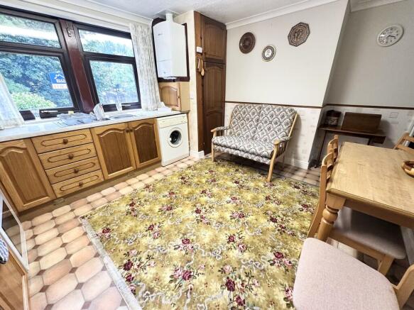 2 bed Terraced Bungalow for sale Image 6