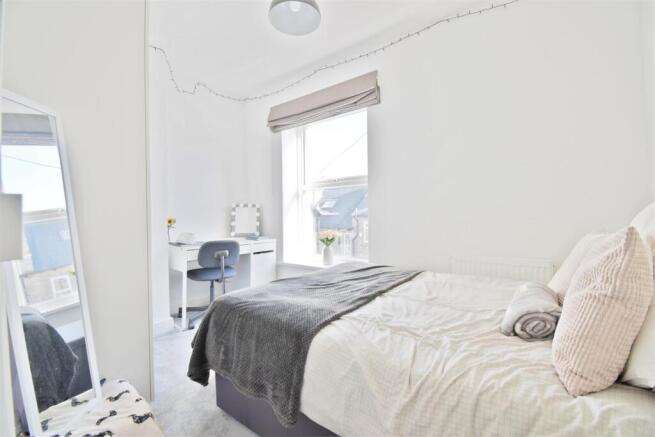 Student-accommodation-broomhill.jpg