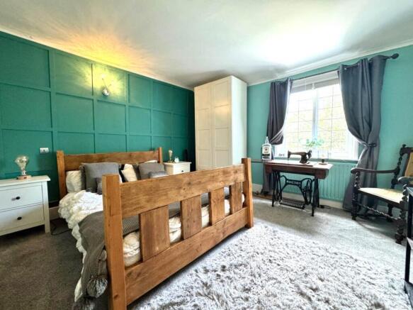 2 bed Cottage for sale Image 12
