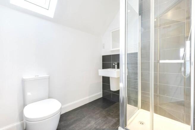 3 bed House for sale Image 9