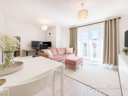 Stafford Avenue, Hornchurch, RM11