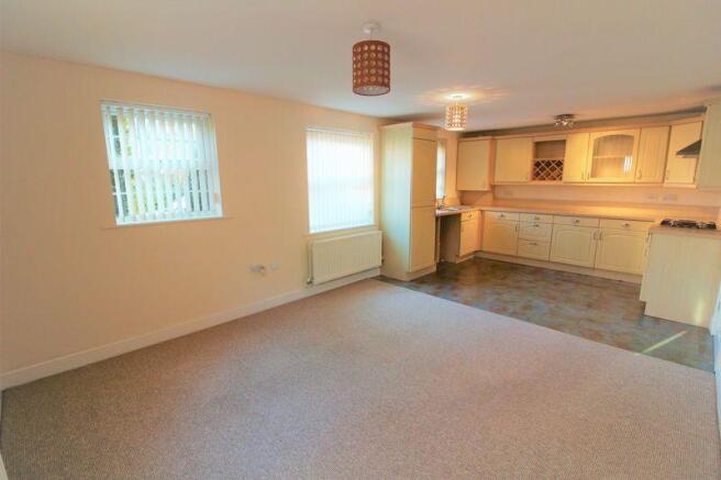 Lounge/ Kitchen