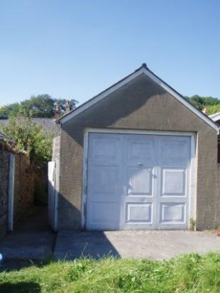 Detached Garage