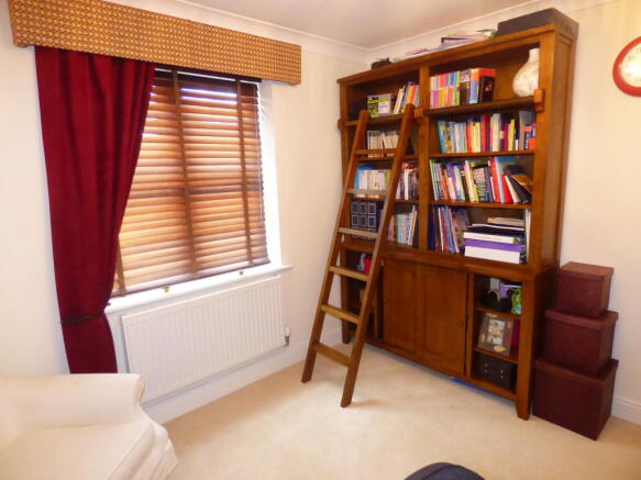 Photo 9