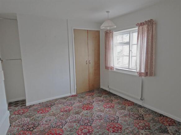 Bedroom One 1.JPG