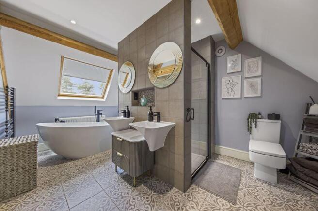 Ensuite.