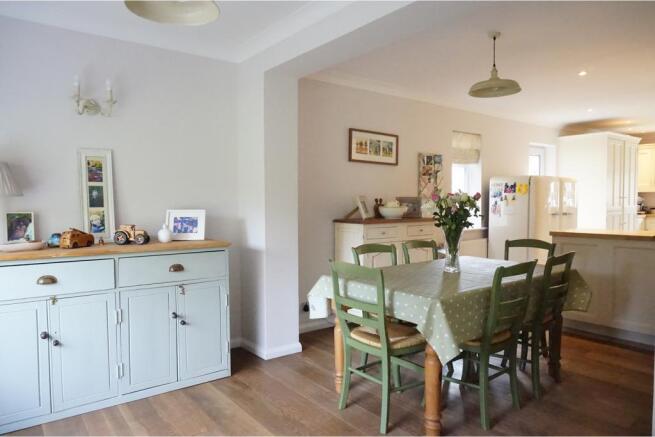 Kitchen / Breakfast