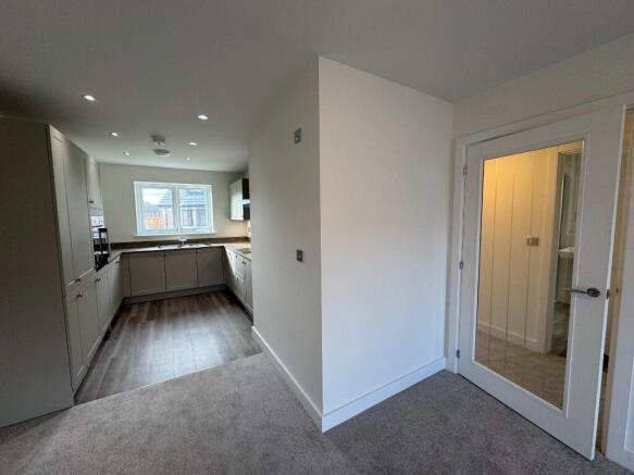 2 bed Semi-Detached Bungalow for sale Image 8