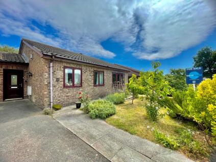 Warwick Gardens, Burnham-on-Sea, Somerset, TA8