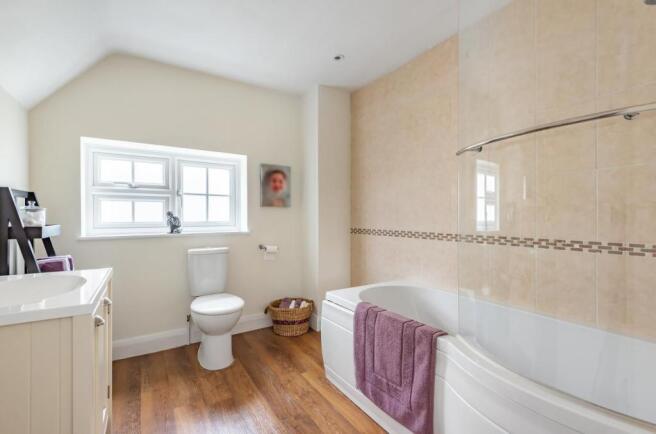 En-suite Bathroom