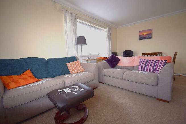 Living room 1