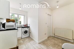 Hermon, London Road, Bracknell RG12 2XH