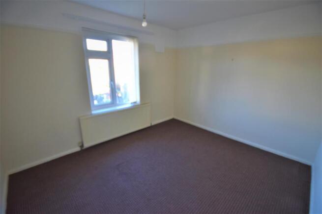 22 Sarn Lane Bed2.JPG