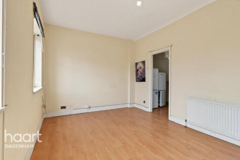 Oxlow Lane, Dagenham