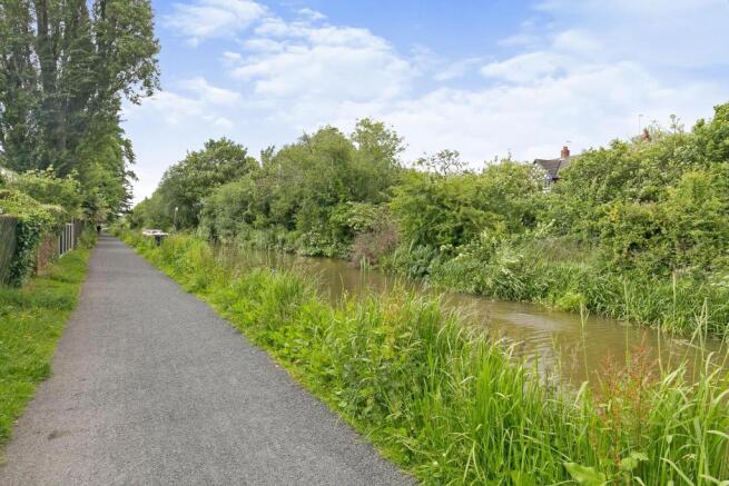 Canal Footpath