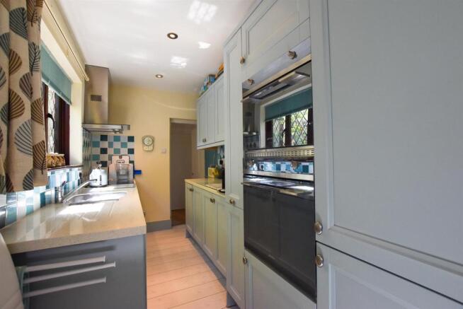 # Kitchen (2).jpg