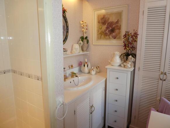 shower room.JPG