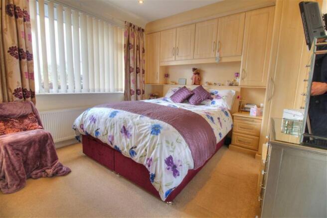 Bedroom 1: