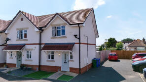 20, Griffiths Court, Rhyl LL18 3YF
