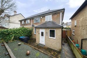 164, Banstead Road, Caterham CR3 5QF