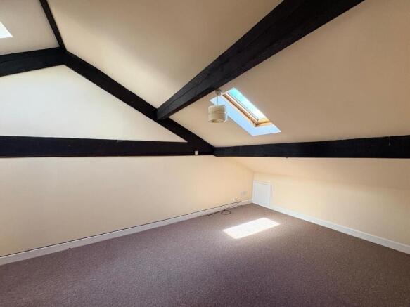 1 bed Flat to rent Image 4