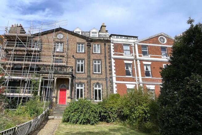 1 bed Ground Flat for sale Image 12
