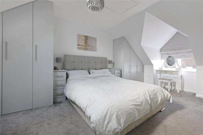 4 bed Detached for sale Image 10