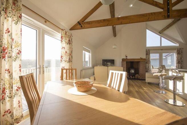 living/dining 