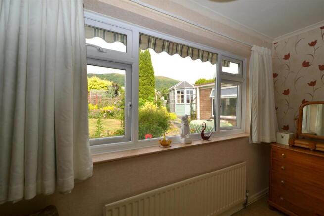 window1.JPG