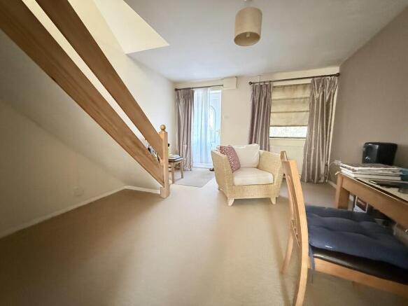 20251219_09455407...