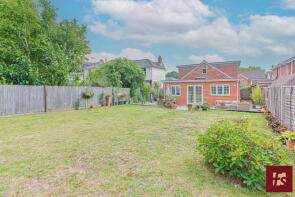 101, Pinehill Road, Crowthorne RG45 7JP