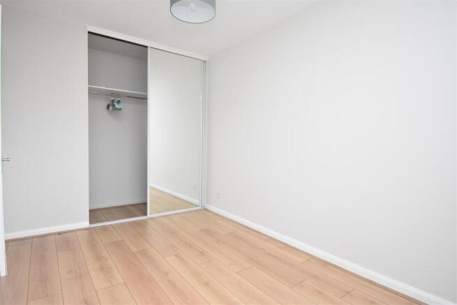 1 bed Maisonette to rent Image 6