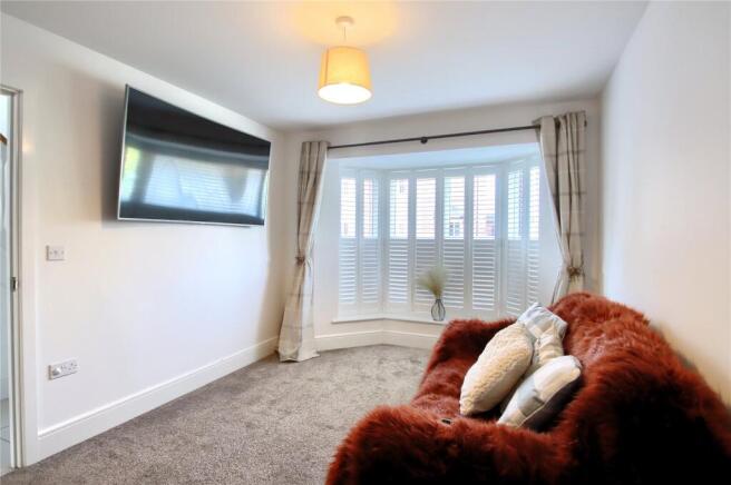 4 bed Detached for sale Image 4