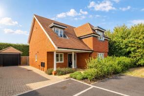 18, Lawrence Close, Smallford, St. Albans AL4 0JB