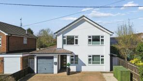 10, Woodlands Drive, High Wycombe HP14 4SH