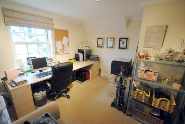 Photo 8